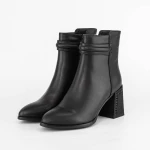 Botine Dama cu toc gros K822-1A Negru » MeiMei.Ro