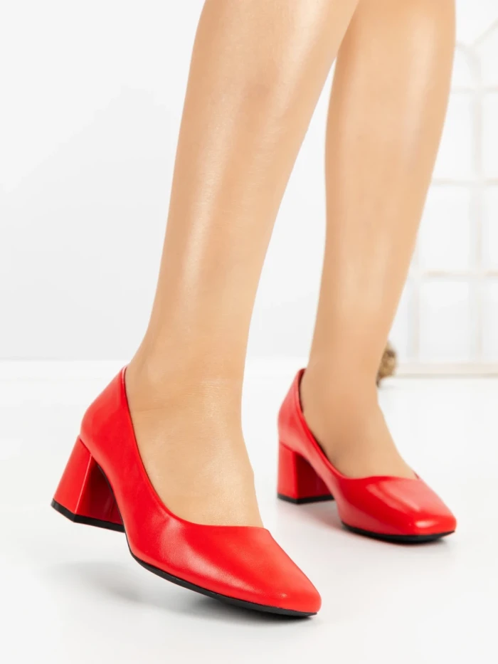 Pantofi cu Toc Gros 8132 RED | CM